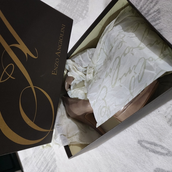 Enzo Angiolini Women's Taupe Peep Toe Shoes - Size 8M - Picture 4 of 5